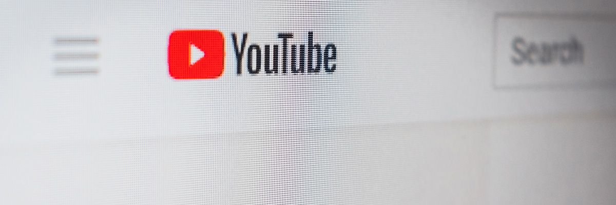 how-to-find-and-use-youtube-hashtags-build-a-website